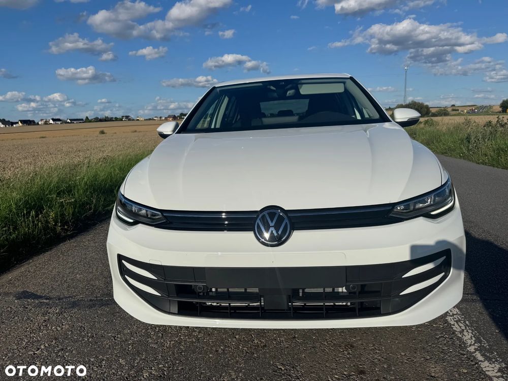 Volkswagen Golf VIII 1.5 TSI Life Plus - 2