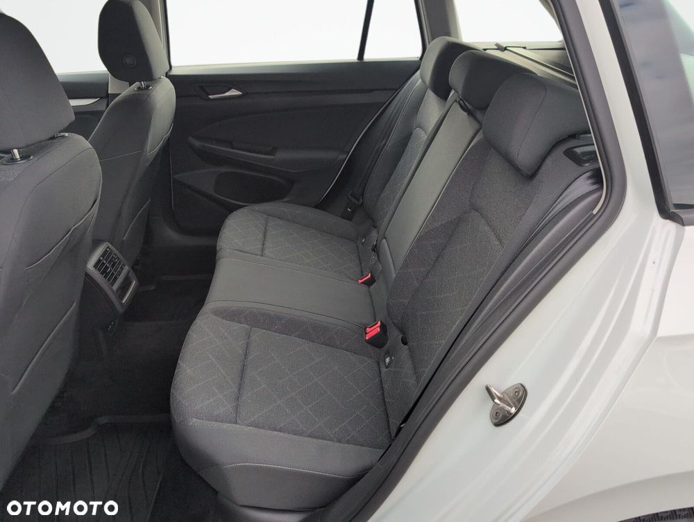 Volkswagen Golf Variant 1.0 eTSI Life DSG - 11