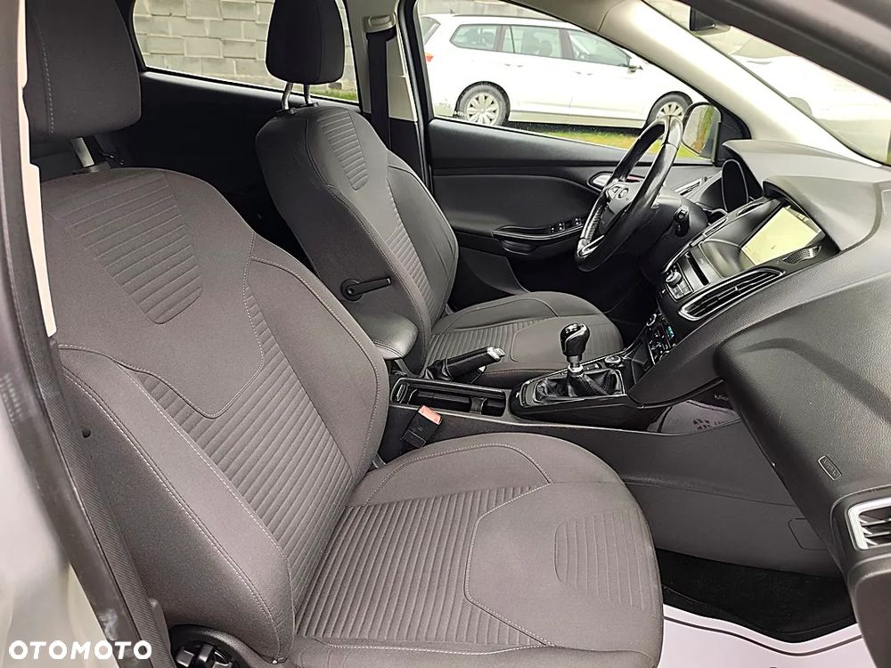 Ford Focus 1.5 EcoBlue Active Business - 26