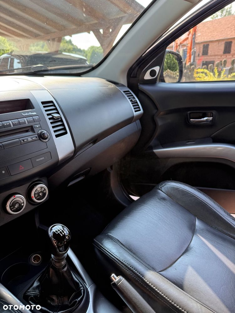 Mitsubishi Outlander 2.0 DID Instyle - 8