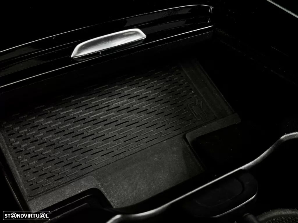 Mercedes-Benz GLB 200 d AMG Line - 49