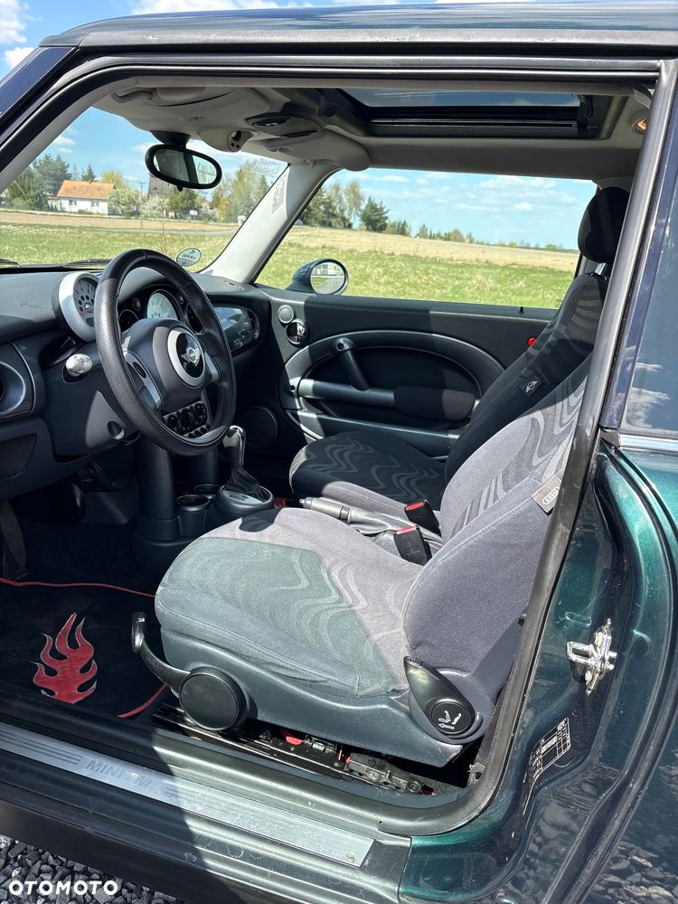 MINI ONE Park Lane - 25