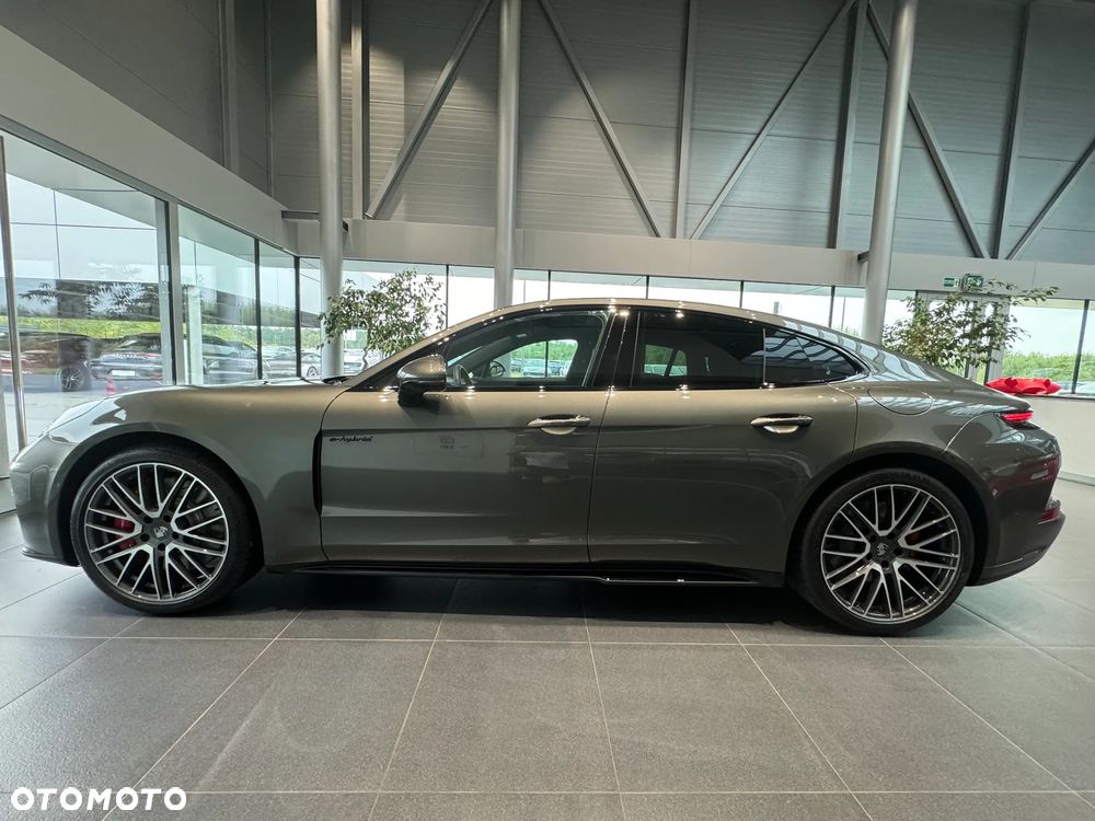 Porsche Panamera 4S E-Hybrid - 2