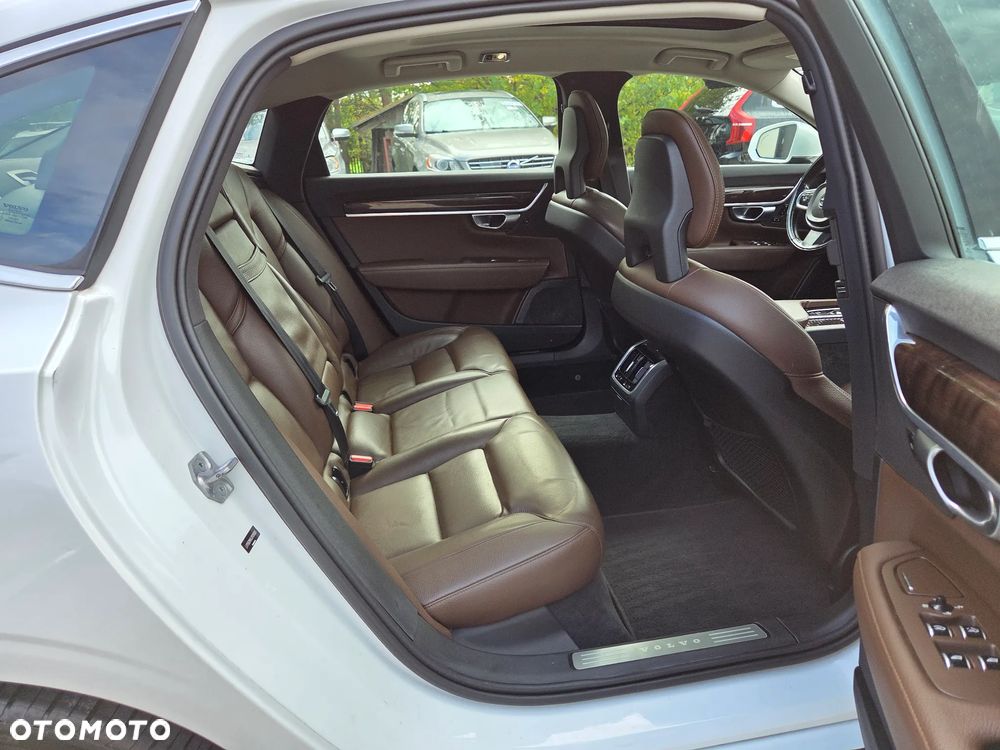 Volvo S90 T5 Momentum - 13