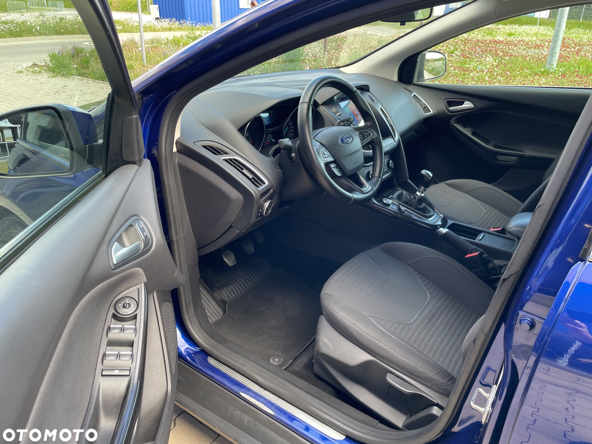 Ford Focus 1.0 EcoBoost Titanium - 10