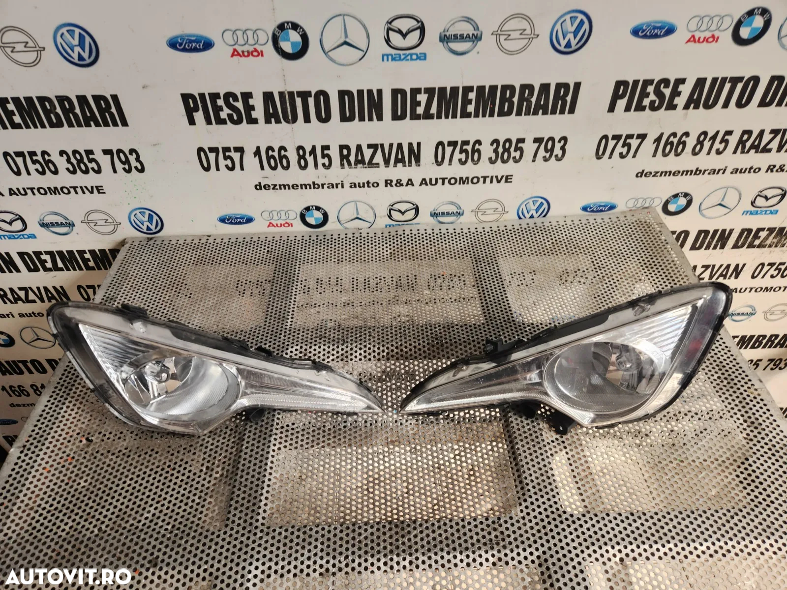 Proiectoare Proiector Ceata Hyundai I40 An 2011-2012-2013-2014-2015-2016-2017 Cod -3Z010 -3Z010 - 4