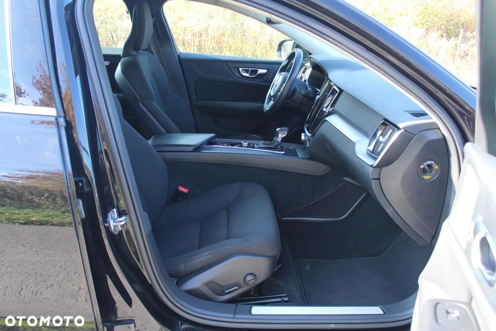 Volvo V60 D3 Geartronic Momentum Pro - 16