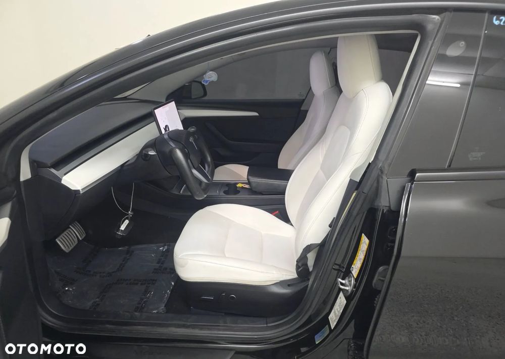Tesla Model 3 Langstreckenbatterie Allradantrieb Dual Motor Performance - 8