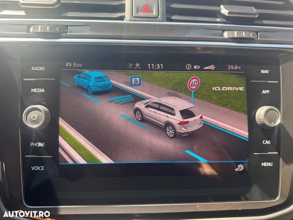Volkswagen Tiguan - 9