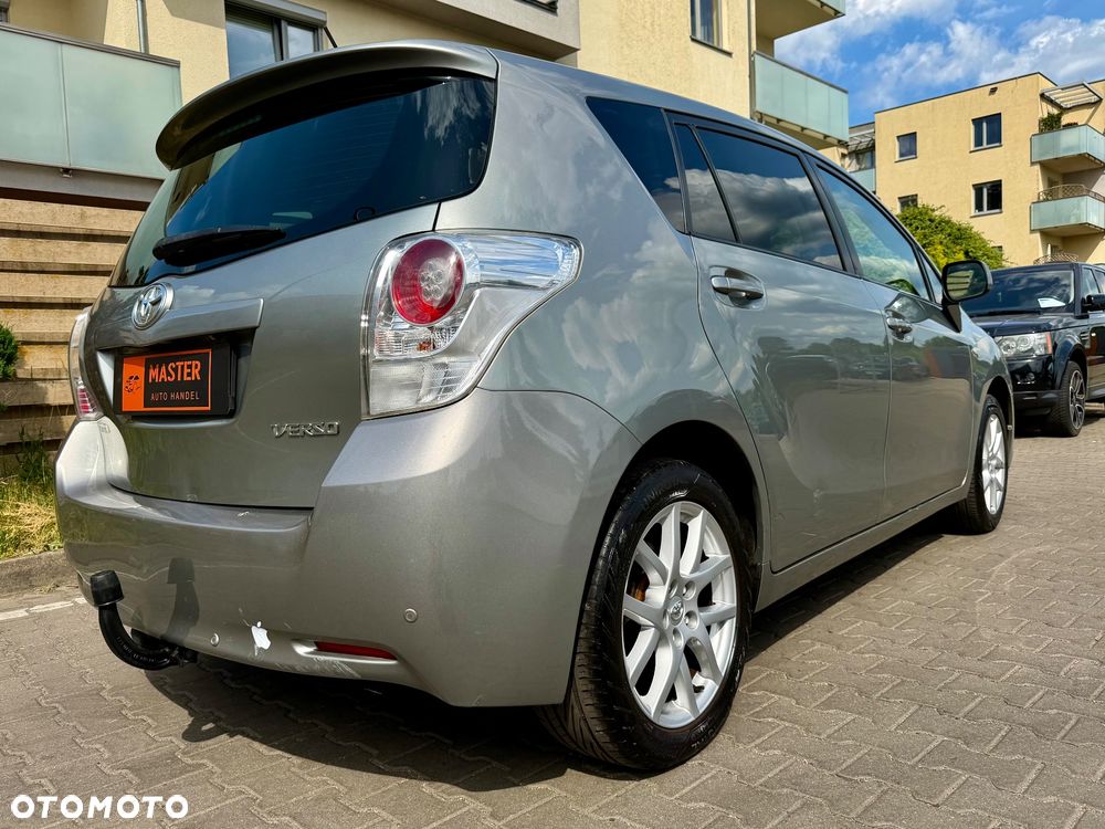 Toyota Verso 1.8 Edition - 4