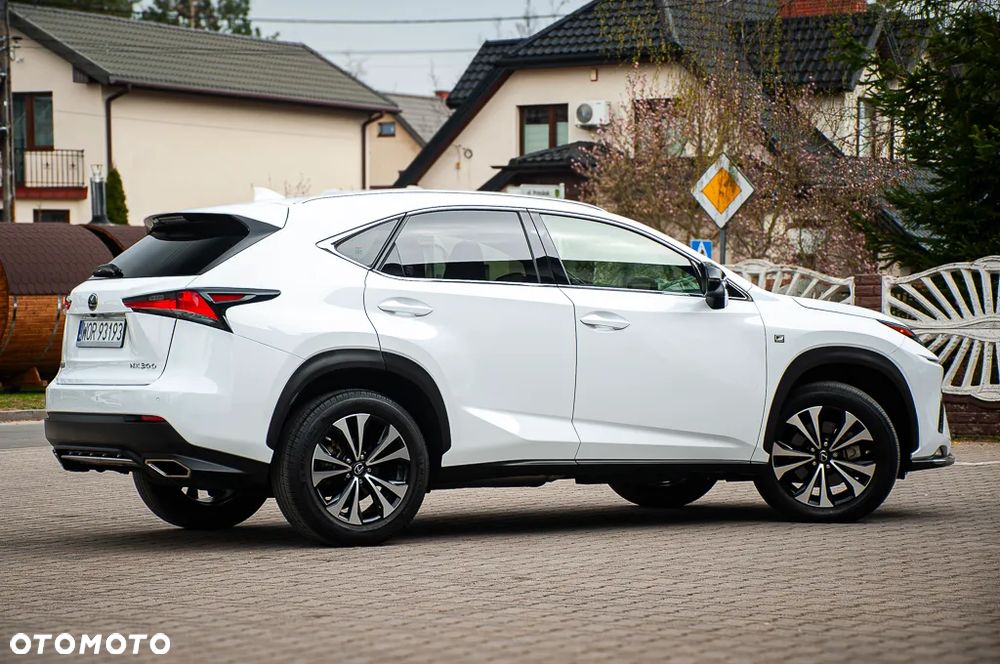 Lexus NX 300 AWD F SPORT - 19