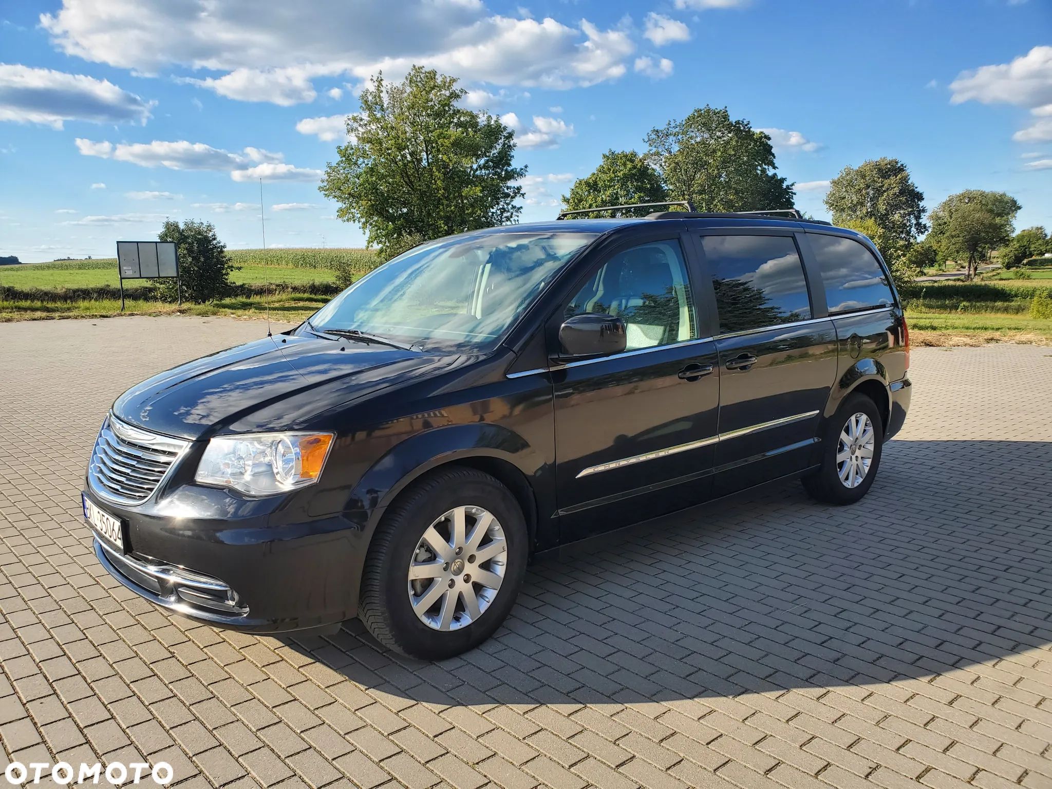 Chrysler Town & Country 3.6 Touring - 1