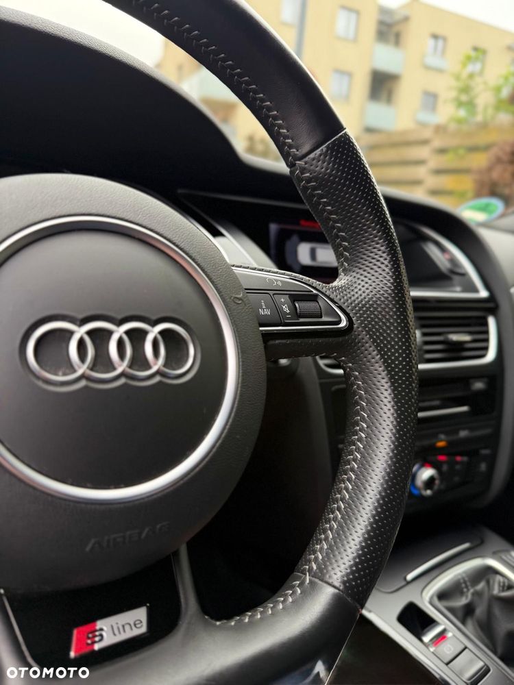 Audi A4 Avant 2.0 TDI DPF clean diesel quattro S line Sportpaket - 23