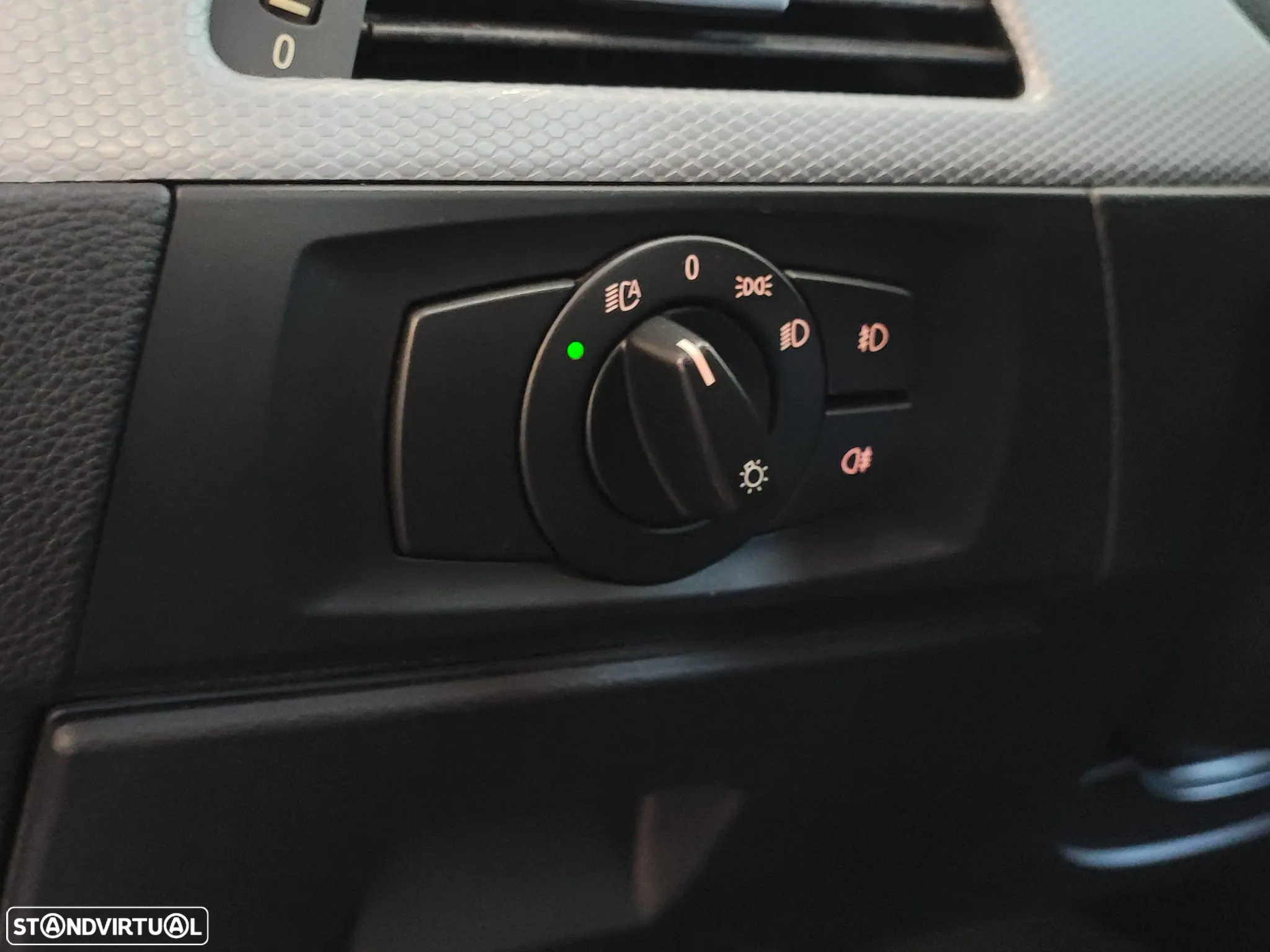 BMW 320 d Touring Navigation Sport - 21