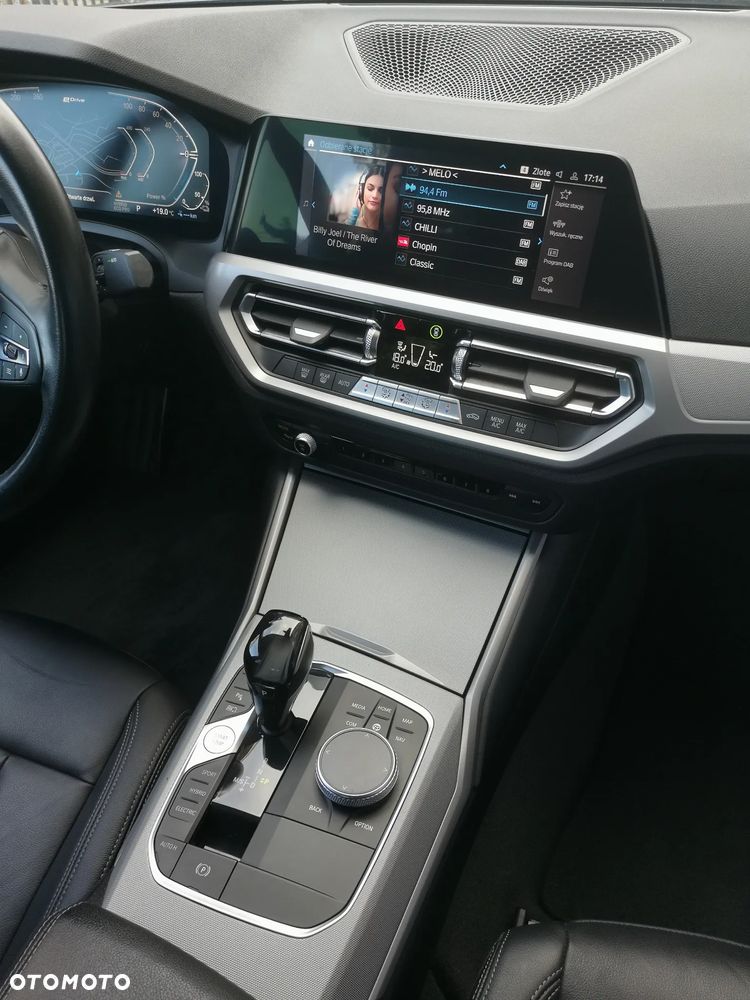 BMW Seria 3 320i Advantage - 19
