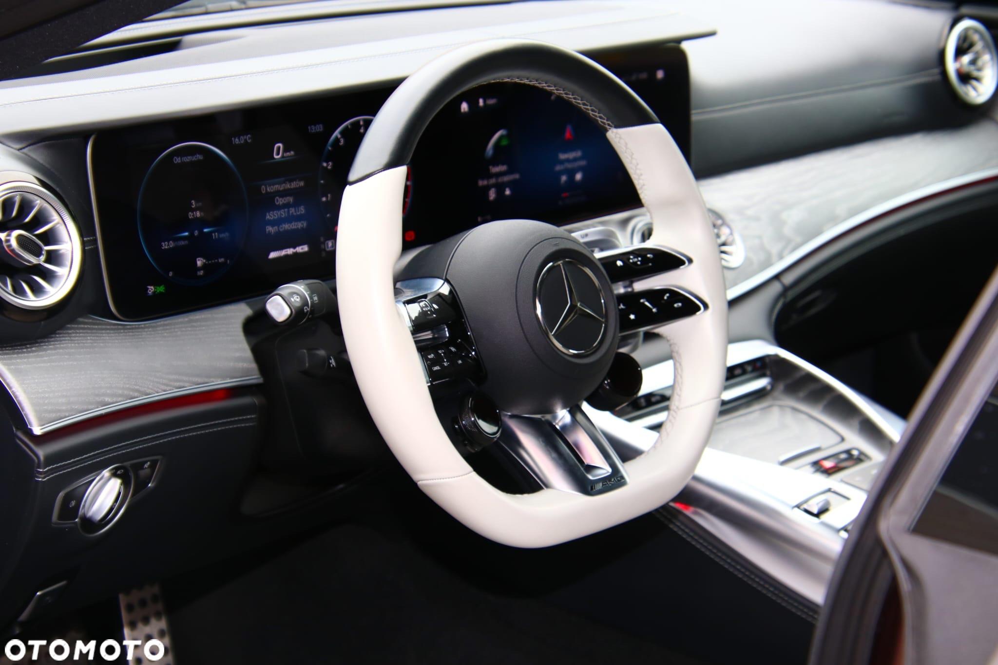 Mercedes-Benz AMG GT 53 4-Matic+ - 17