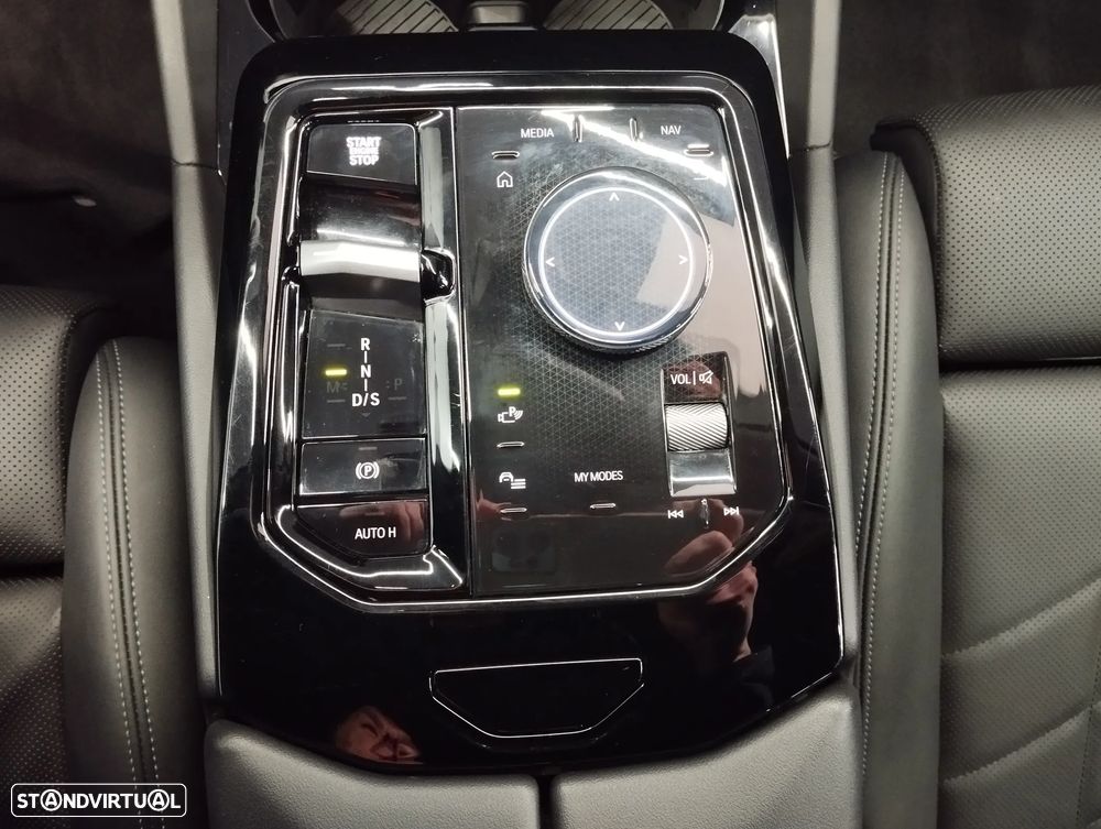 BMW 520 d Pack Desportivo M - 33