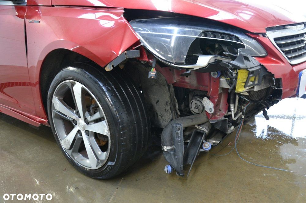 Peugeot 308 - 18
