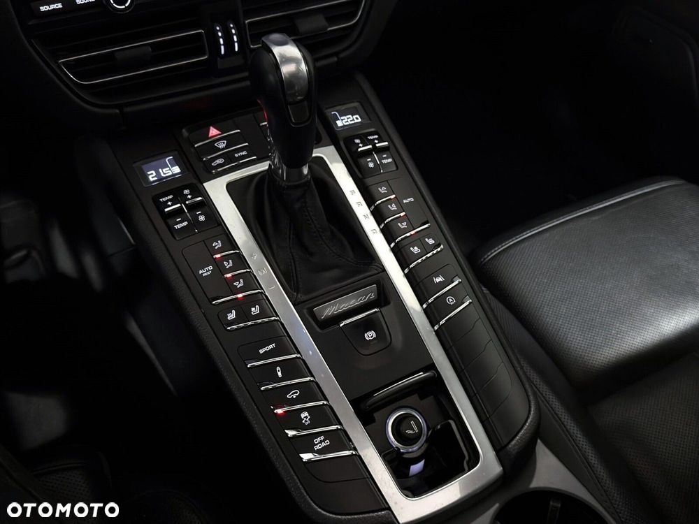 Porsche Macan - 23