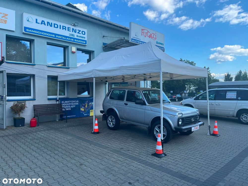 Lada Niva - 5