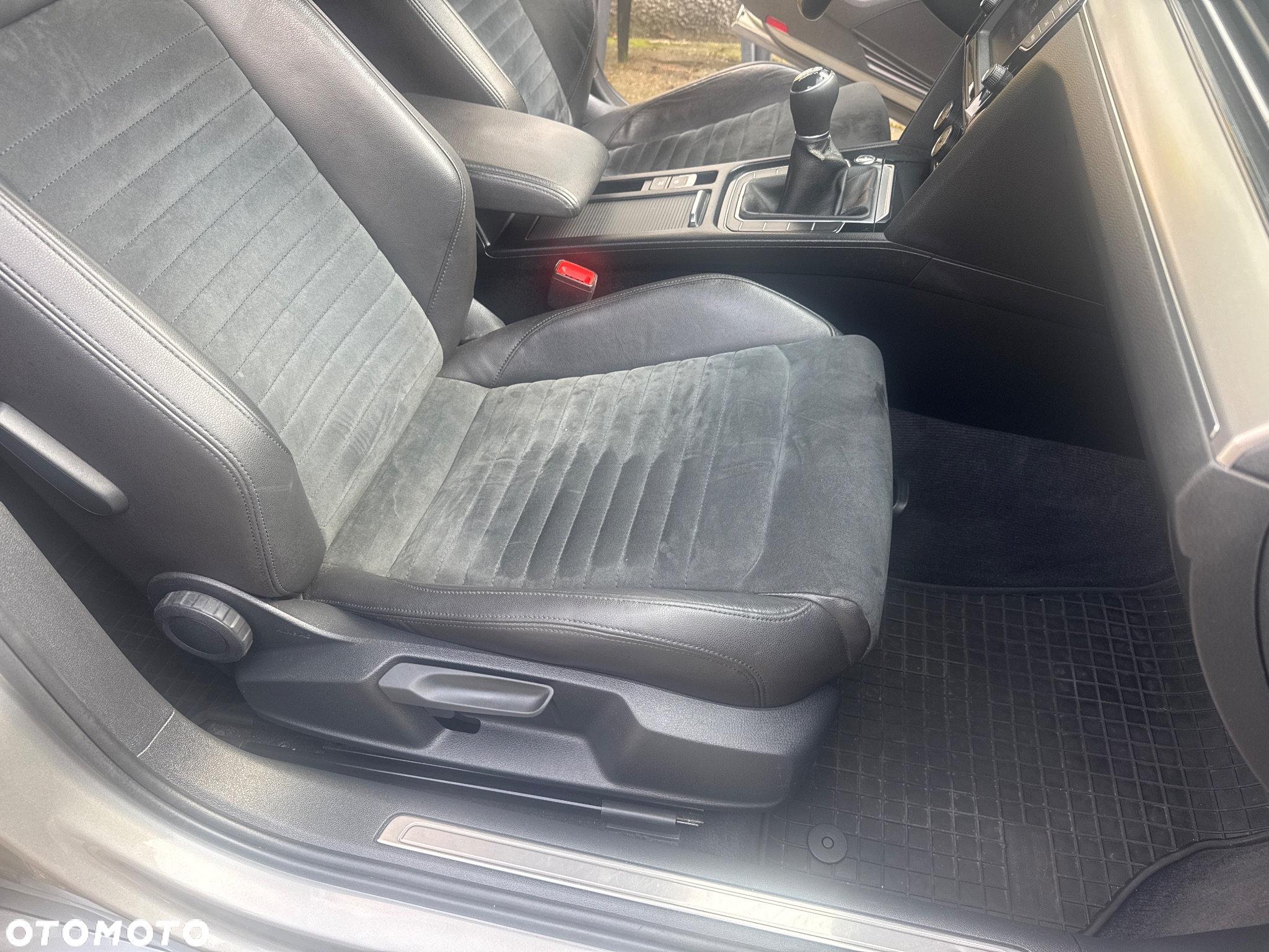 Volkswagen Passat - 15