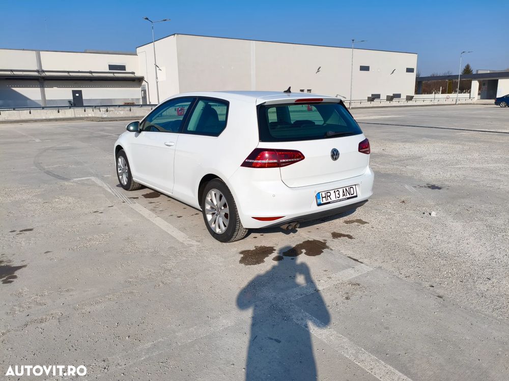 Volkswagen Golf 2.0 TDI (BlueMotion Technology) Highline - 5