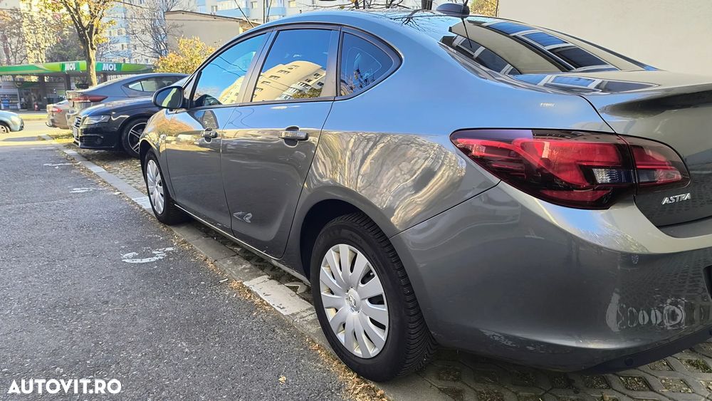 Opel Astra 1.6 TWINPORT ECOTEC Enjoy - 5