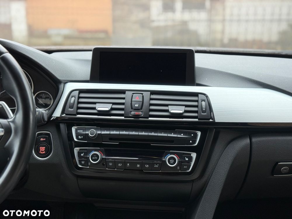 BMW Seria 4 428i xDrive M Sport - 27