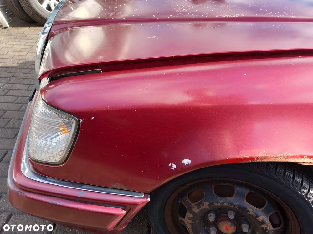 MERCEDES W124 BŁOTNIK LEWY PRZEDNI LEWY PRZÓD - 2