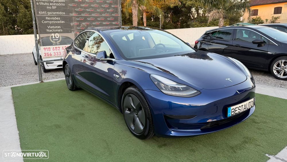 Tesla Model 3 Standard Range Plus RWD - 3