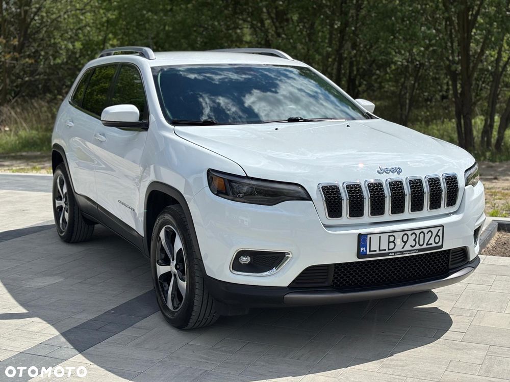Jeep Cherokee - 4