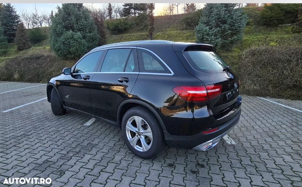 Mercedes-Benz GLC - 26