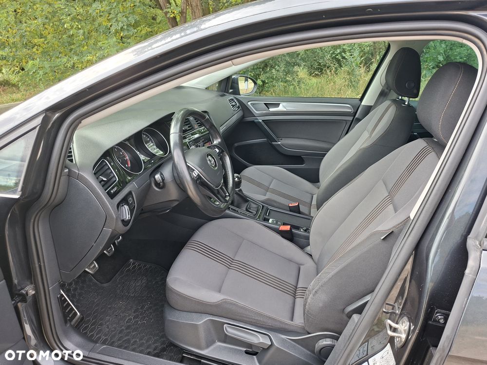Volkswagen Golf 1.2 TSI BlueMotion Technology Allstar - 4
