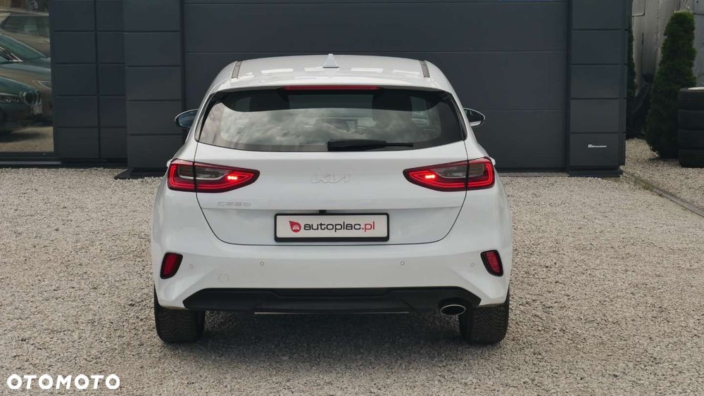 Kia Ceed - 6