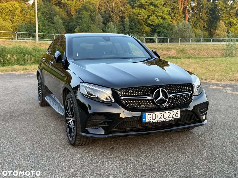 Mercedes-Benz GLC 250 4Matic 9G-TRONIC AMG Line - 10