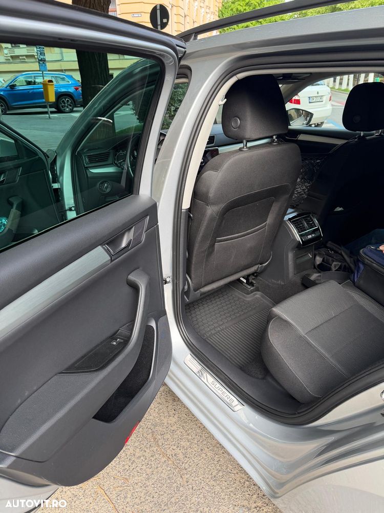 Skoda Superb 1.5 TSI DSG Ambition - 9