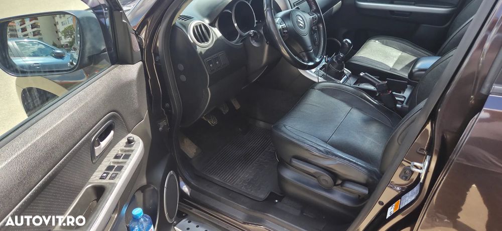 Suzuki Grand Vitara 1.9 DDIS JLX-EL - 10