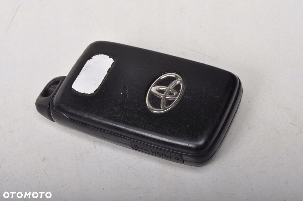 TOYOTA AVENSIS T27 KLUCZYK PILOT SMART KEY - 1