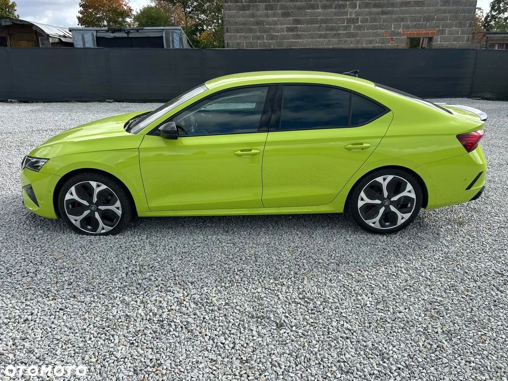 Skoda Octavia 2.0 TSI RS DSG - 2