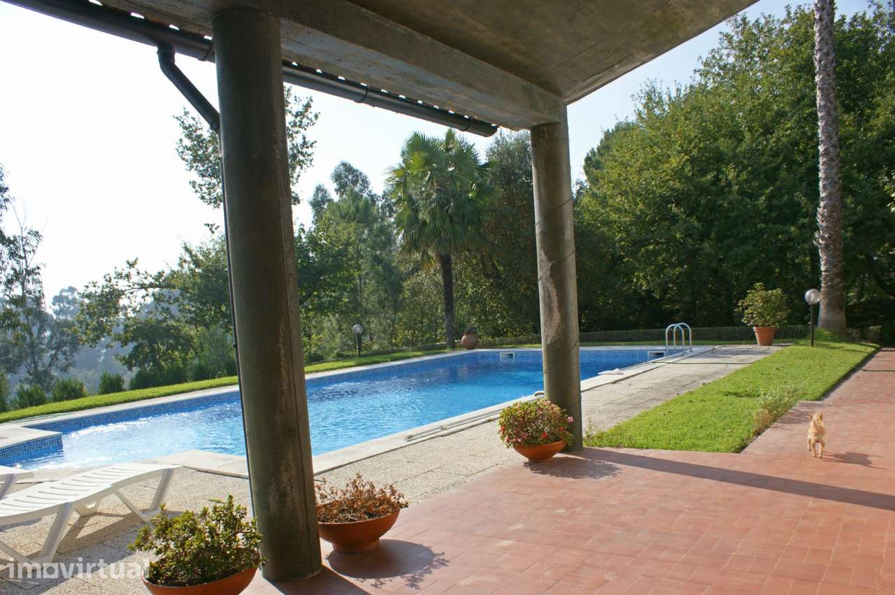 Fabulosa quinta em Guimarães - Grande imagem: 3/21