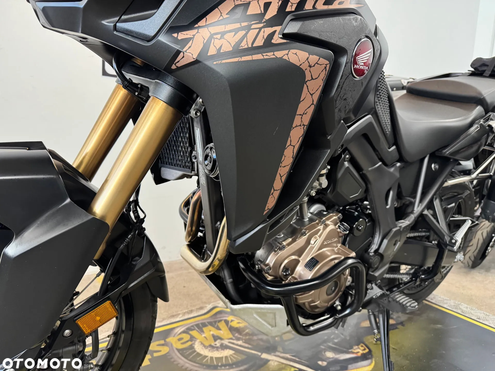 Honda CRF - 19