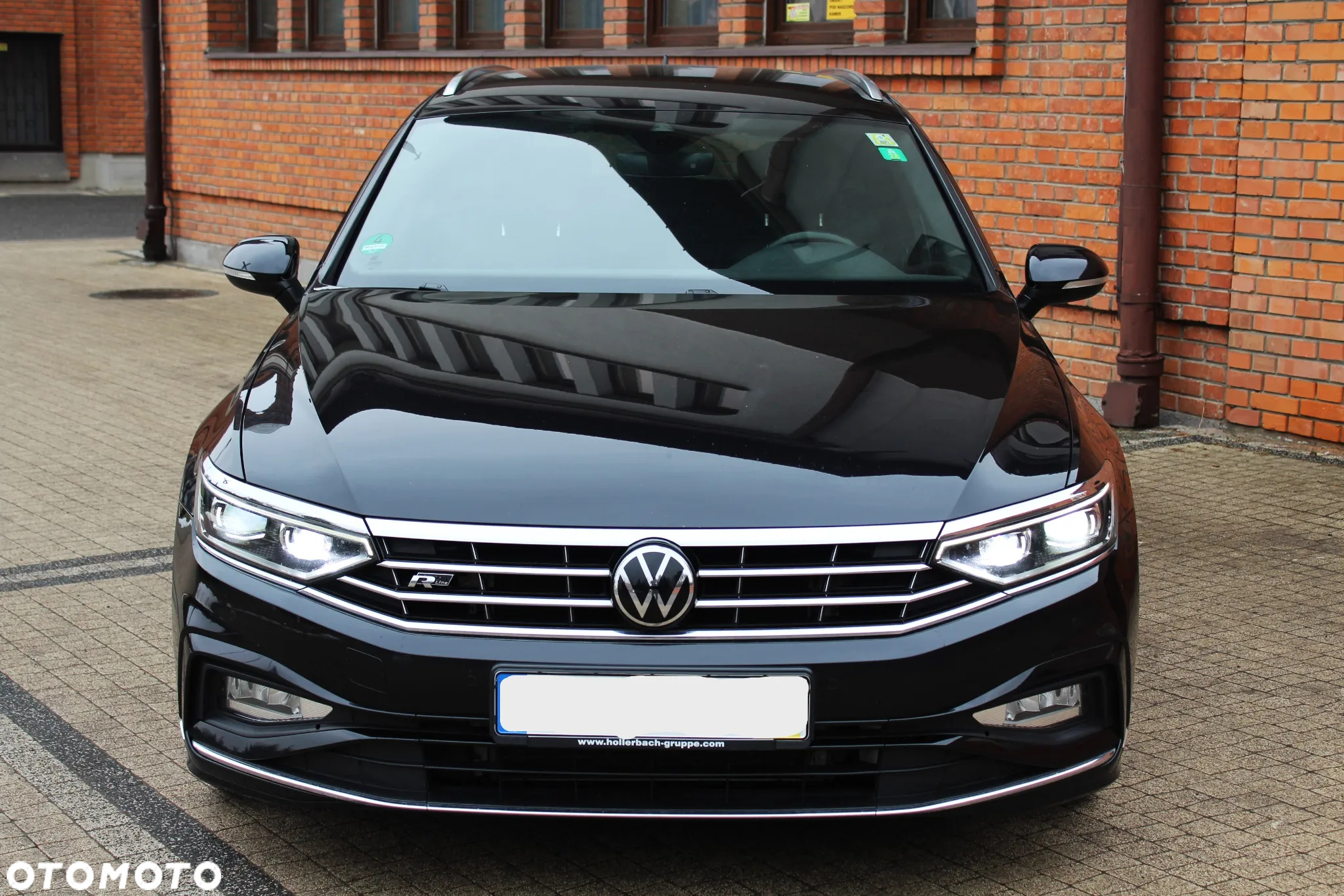 Volkswagen Passat Variant 2.0 TDI SCR DSG 4Motion Business - 2