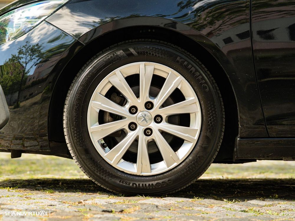 Peugeot 308 SW 1.5 BlueHDi Style - 23