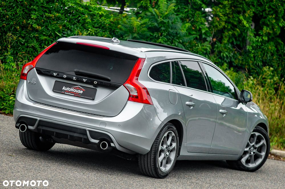 Volvo V60 T3 Geartronic Powershift RDesign - 11