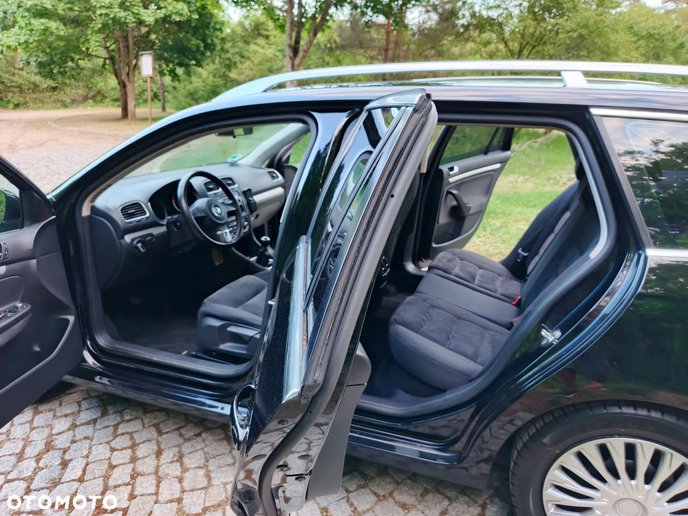 Volkswagen Golf 2.0 TDI DPF Highline - 7