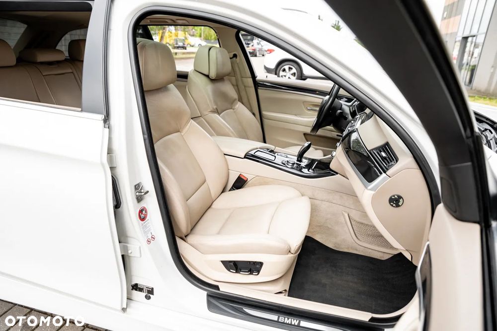 BMW Seria 5 - 23