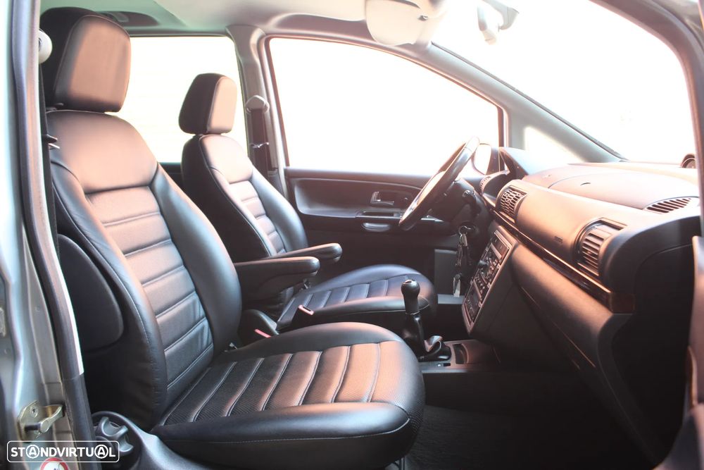 Ford Galaxy TDI Ghia - 38