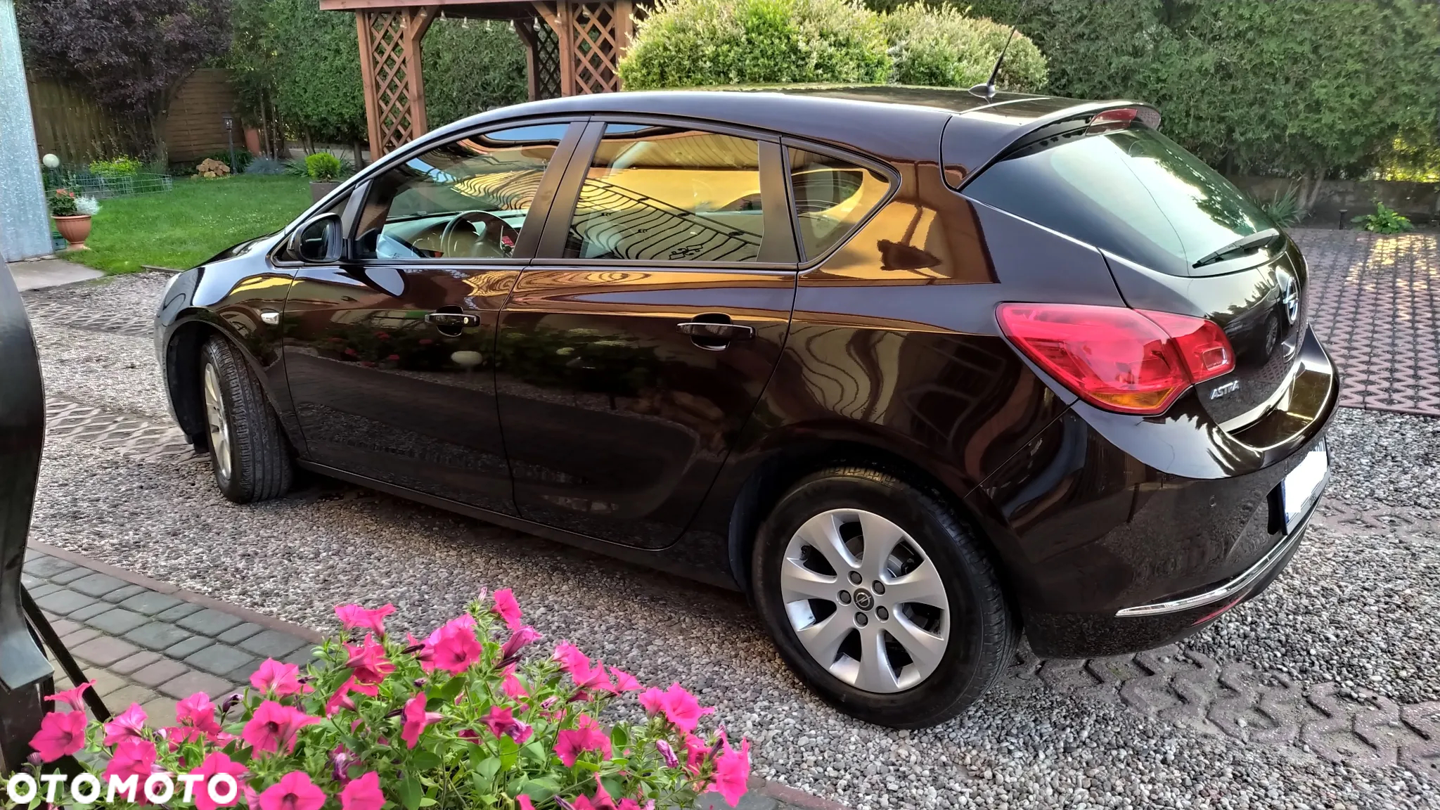 Opel Astra IV 1.4 T EU6 - 7