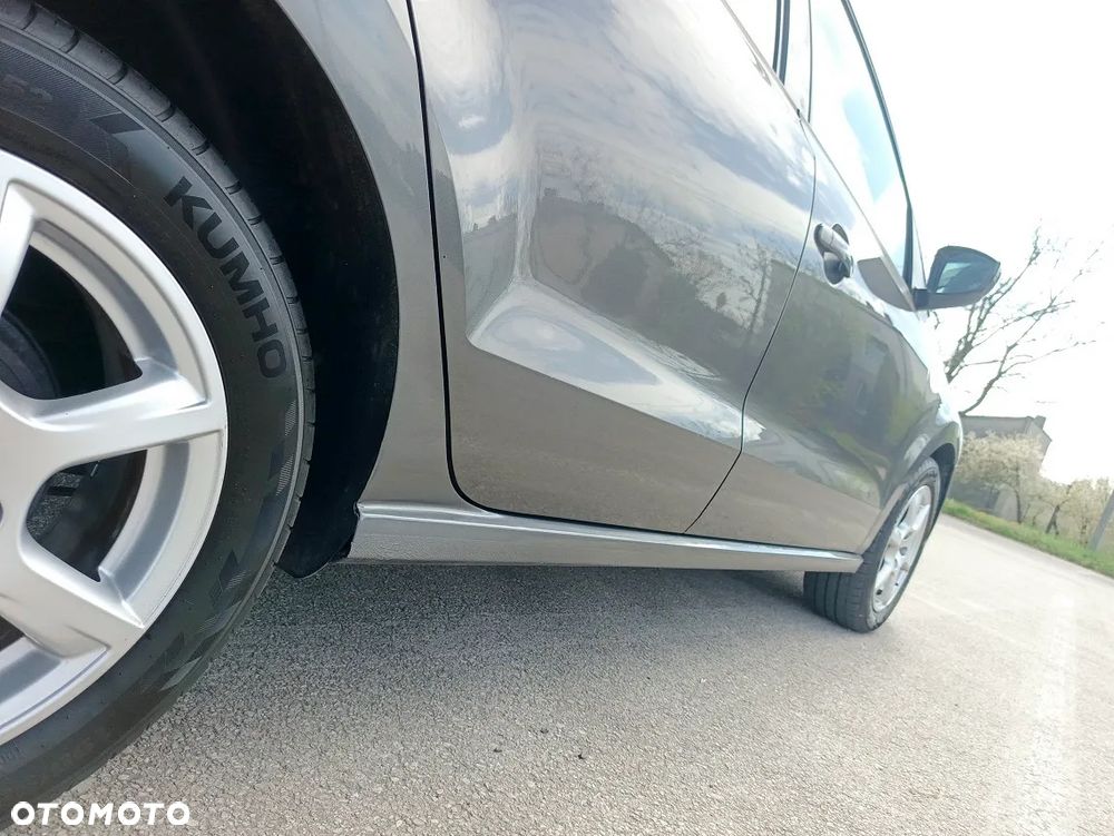 Volkswagen Polo 1.4 16V Comfortline - 16