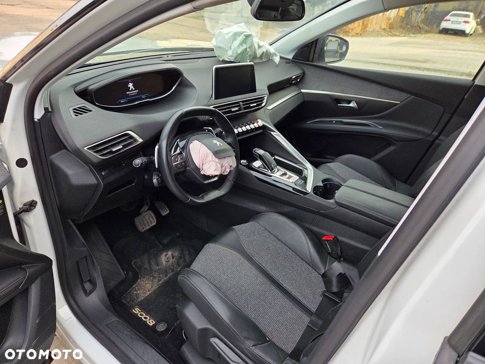 Peugeot 5008 PureTech 130 EAT8 Stop & Start Allure - 15